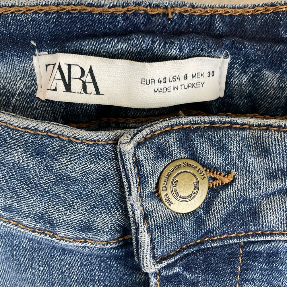 Zara Embellished Mid Rise Skinny Jeans - Picture 3 of 4